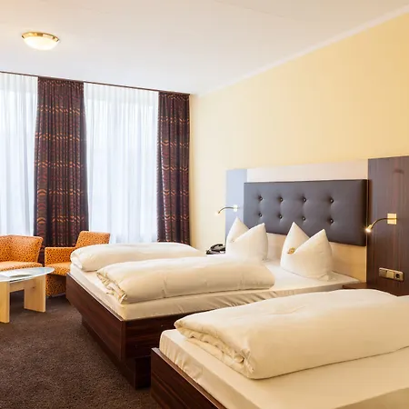 Western 3* Augsburg