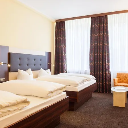 Western Hotel 3*